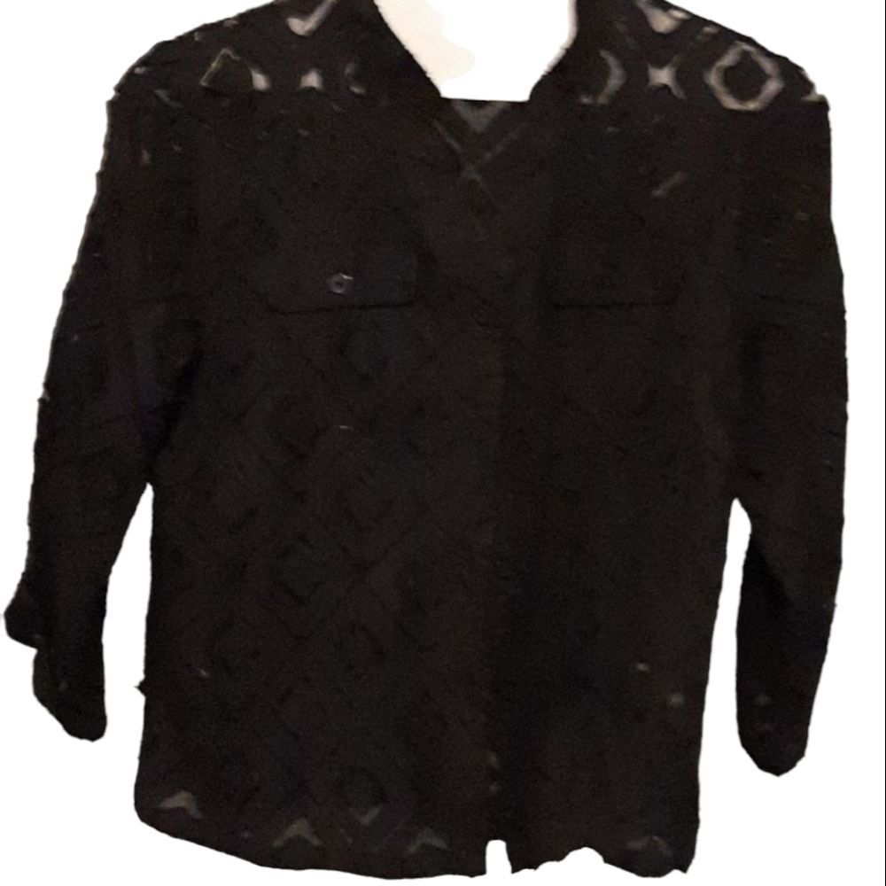 Black Alfred Dunner jacket/top. Very nice on.